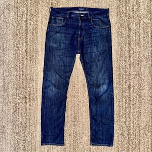 Patagonia Men's Iron Clad Organic Cotton Blue Denim Straight Leg Jeans
